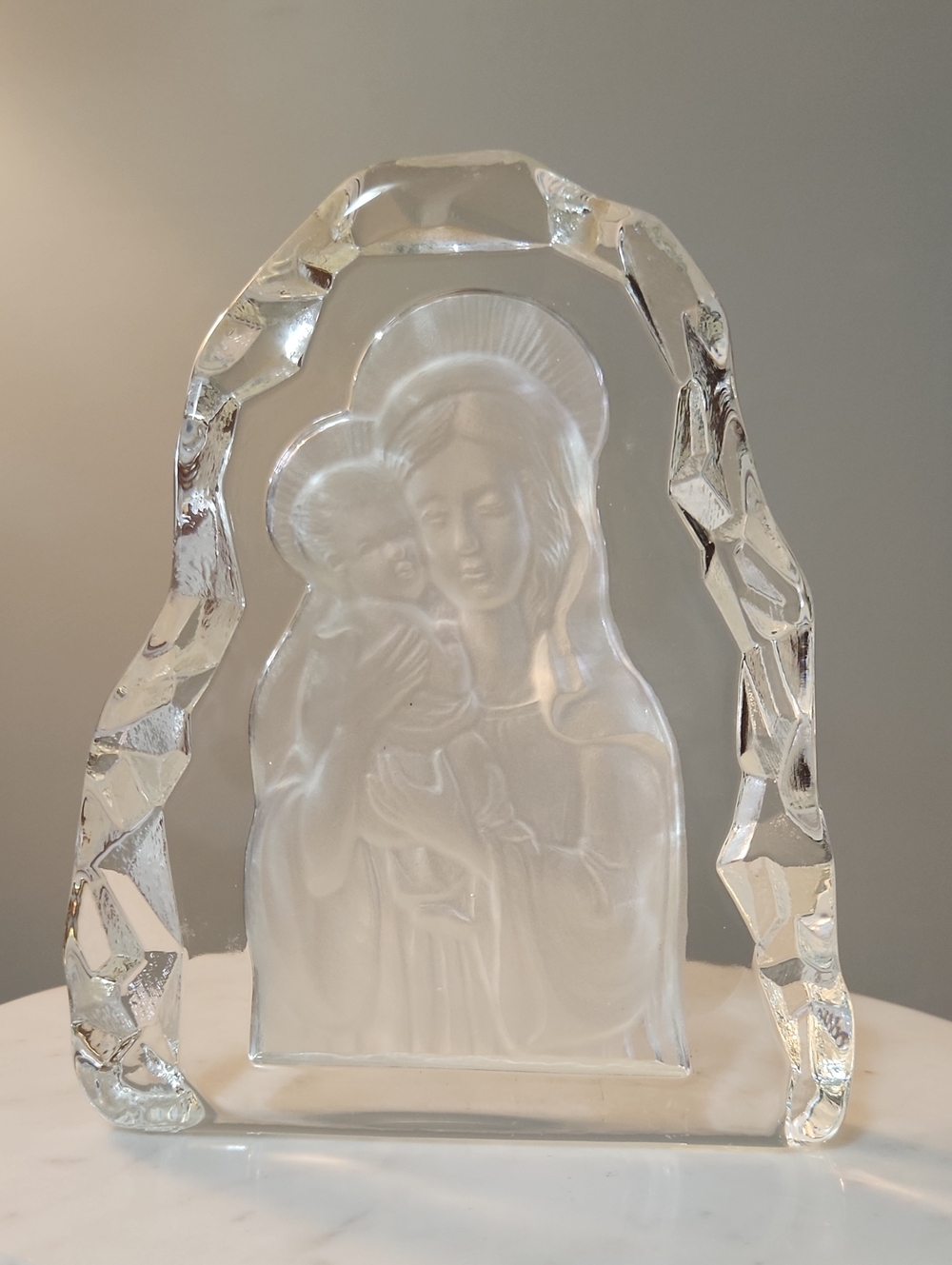 Vintage L.E. Smith Iceburg Clear & Frosted Glass Madonna & Child Art Sculpture